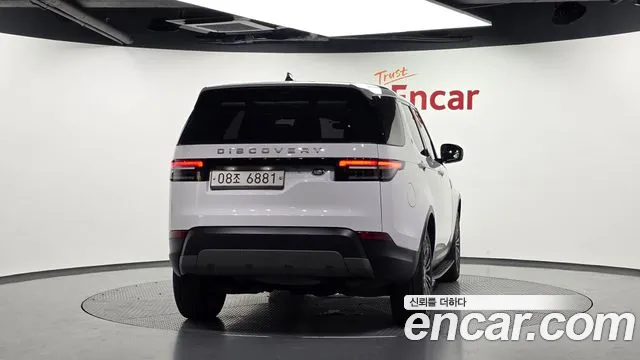Land Rover Discovery 2018 thumb 4