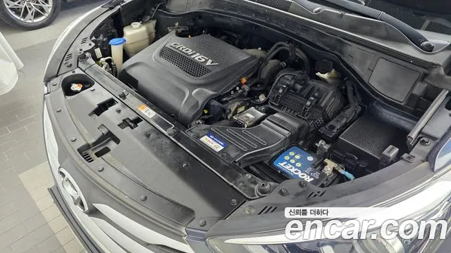 Hyundai Santa Fe 2016 thumb 6