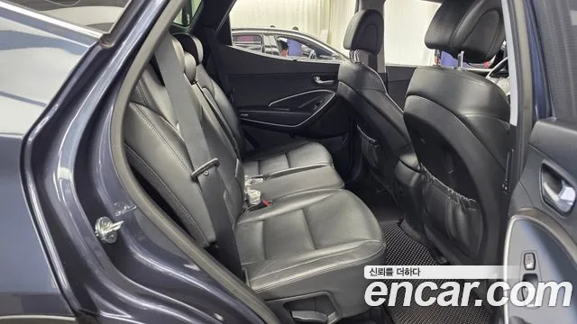 Hyundai Santa Fe 2016 thumb 12