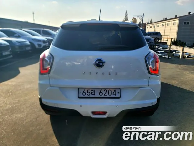 KG_Mobility_Ssangyong TIBOLI 2015 thumb 5