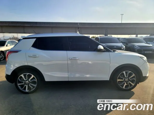 KG_Mobility_Ssangyong TIBOLI 2015 thumb 7