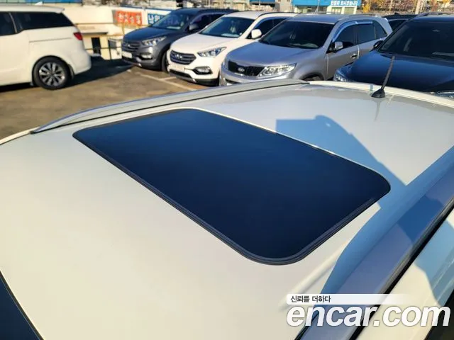KG_Mobility_Ssangyong TIBOLI 2015 thumb 9
