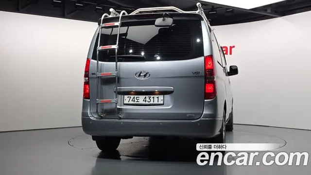 Hyundai Starex 2019 thumb 4
