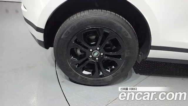 Land Rover Range Rover Evoque 2019 thumb 4