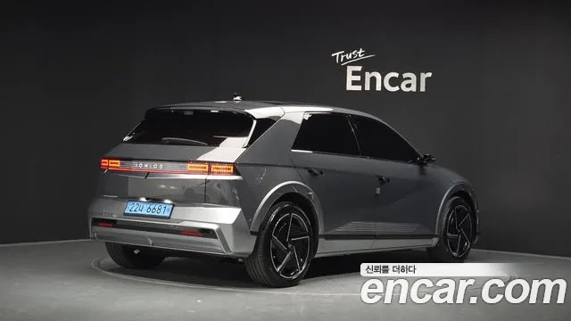 Hyundai IONIQ 5 2024 thumb 2