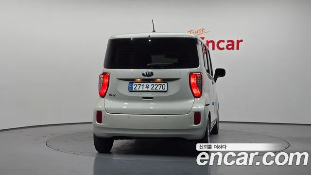 Kia Ray 2015 thumb 4