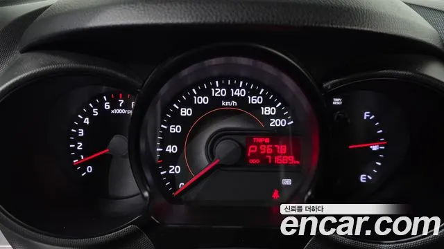 Kia Ray 2015 thumb 8