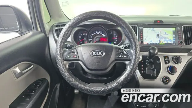 Kia Ray 2015 thumb 12