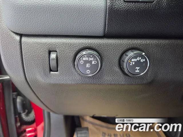 ChevroletGMDaewoo Colorado 2021 thumb 10