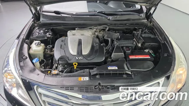 Hyundai Grandeur 2012 thumb 6