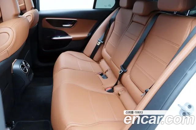 Mercedes-Benz C-Класс 2025 thumb 8