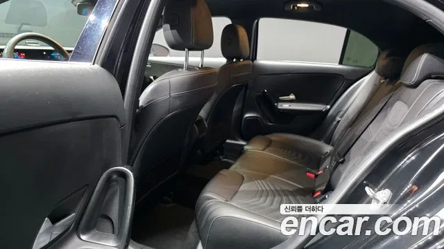 Mercedes-Benz A-Класс 2019 thumb 12