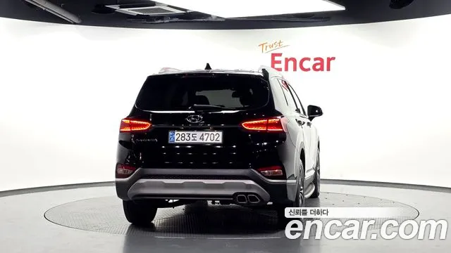 Hyundai Santa Fe 2018 thumb 4