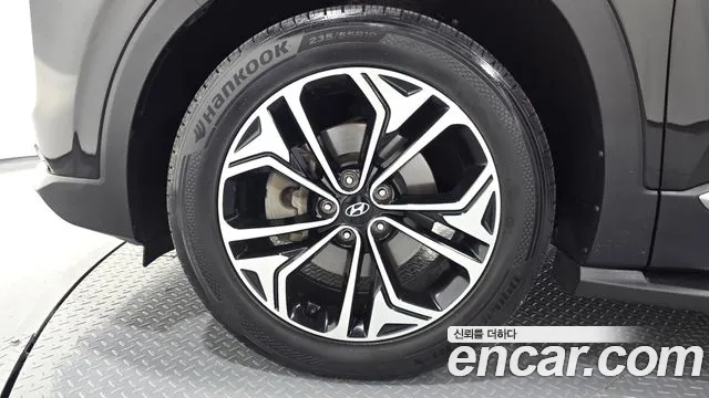 Hyundai Santa Fe 2018 thumb 5