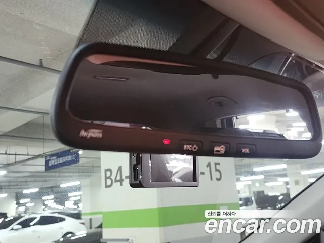 Kia Sorento 2017 thumb 6
