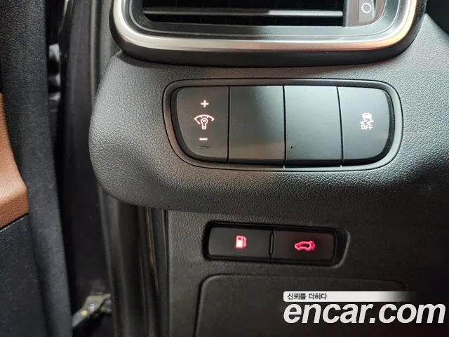 Kia Sorento 2017 thumb 10