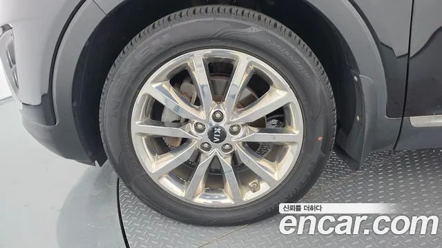 Kia Sorento 2016 thumb 5