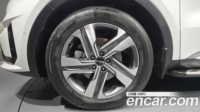 Kia Sorento 2023 thumb 4