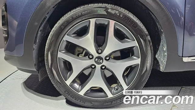 Kia Sportage 2018 thumb 5