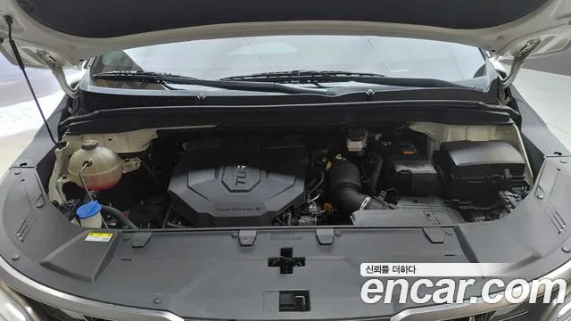 Kia Carnival 2023 thumb 6
