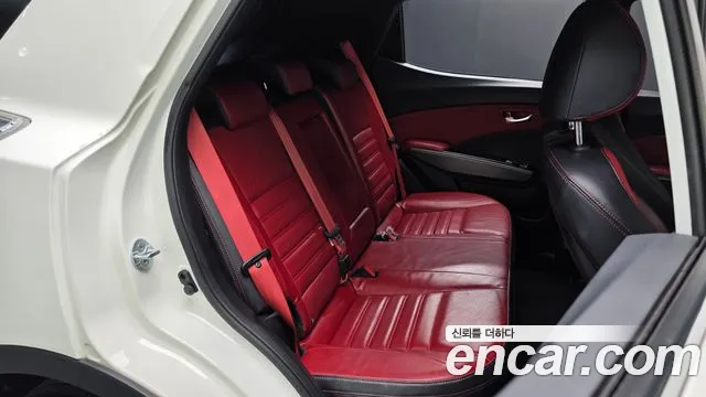 KG_Mobility_Ssangyong TIBOLI 2017 thumb 10
