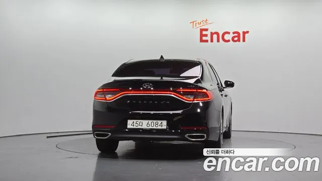 Hyundai Grandeur 2017 thumb 4