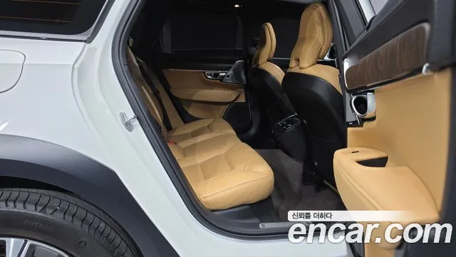 Volvo V90 2024 thumb 11