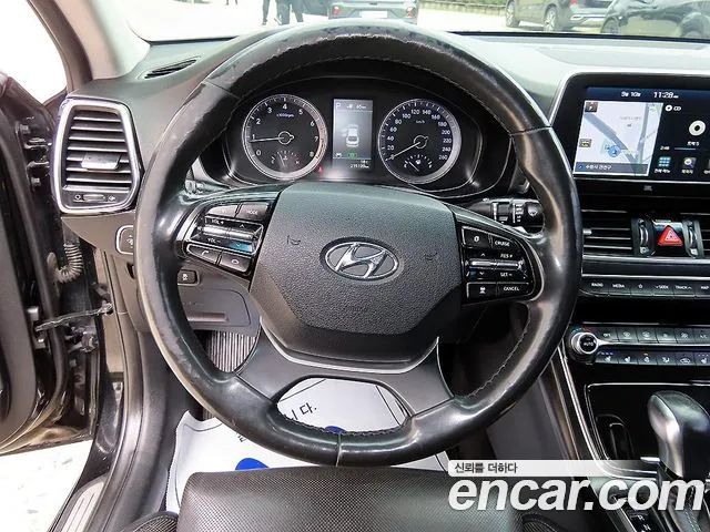 Hyundai Grandeur 2017 thumb 8