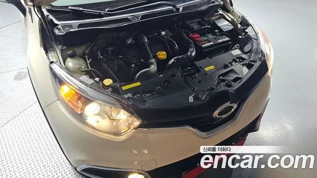 Renault-KoreaSamsung Captur 2014 thumb 6