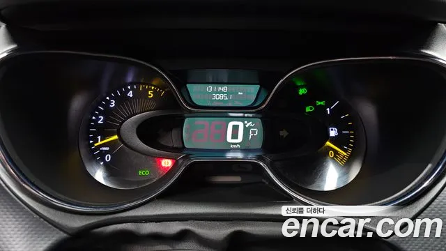 Renault-KoreaSamsung Captur 2014 thumb 8