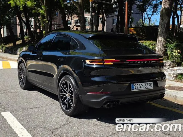 Porsche Cayenne 2025 thumb 2