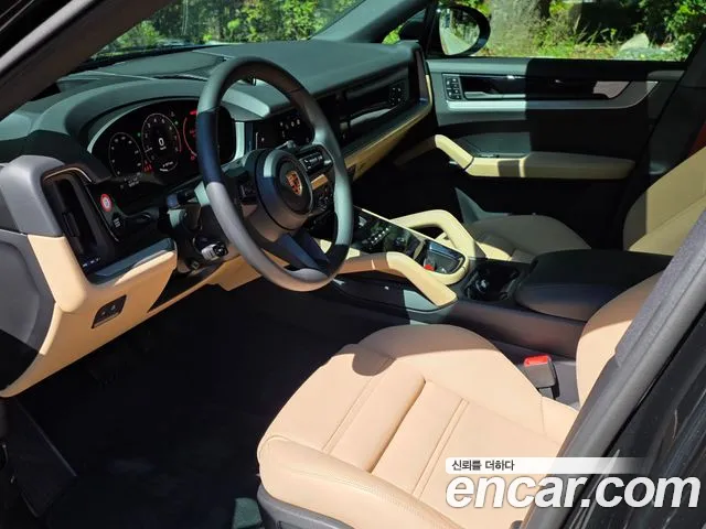 Porsche Cayenne 2025 thumb 7