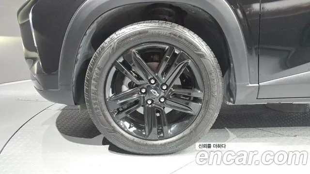 ChevroletGMDaewoo Tracker 2023 thumb 5