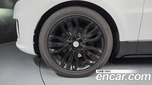 Land Rover Range Rover Sport 2016 thumb 5