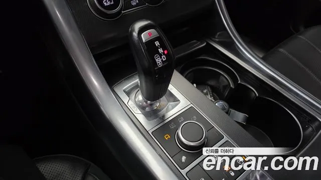 Land Rover Range Rover Sport 2016 thumb 9