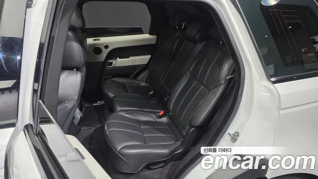 Land Rover Range Rover Sport 2016 thumb 11