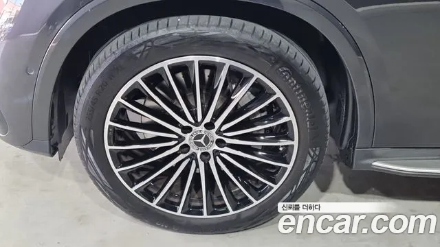 Mercedes-Benz GLC 2024 thumb 5