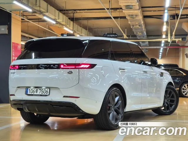 Land Rover Range Rover Sport 2023 thumb 4