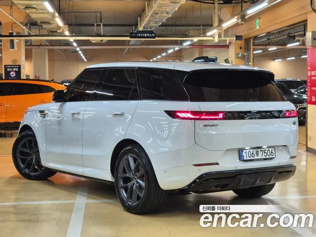 Land Rover Range Rover Sport 2023 thumb 6