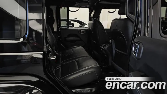 Jeep Wrangler 2023 thumb 12