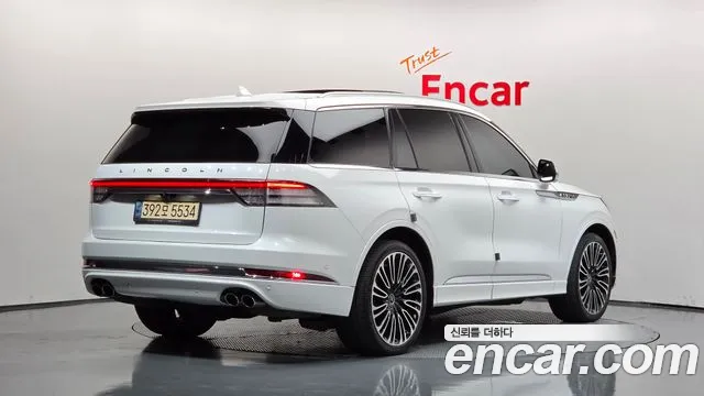 Lincoln Aviator 2021 thumb 2