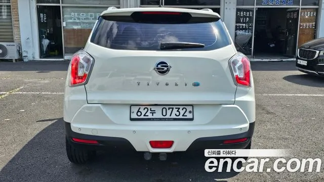 KG_Mobility_Ssangyong TIBOLI 2015 thumb 5