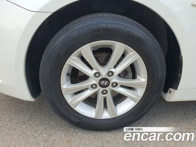 Hyundai Sonata 2011 thumb 5