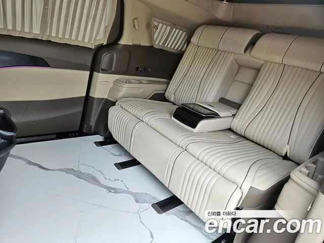 Kia Carnival 2021 thumb 7
