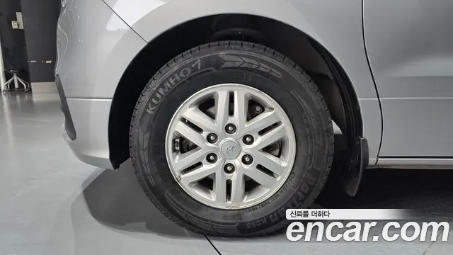 Hyundai Starex 2019 thumb 5