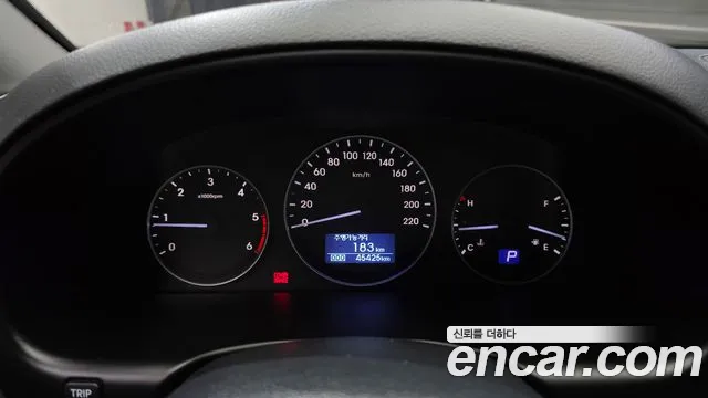 Hyundai Starex 2019 thumb 8