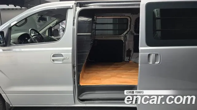 Hyundai Starex 2019 thumb 11