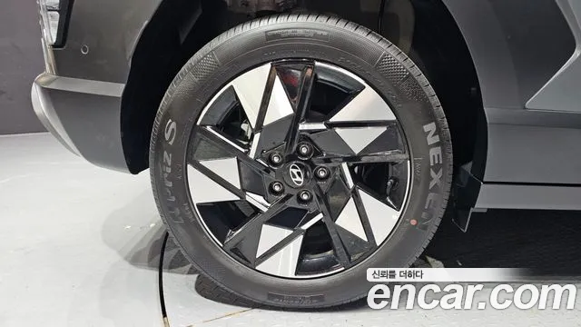 Hyundai Kona 2025 thumb 5