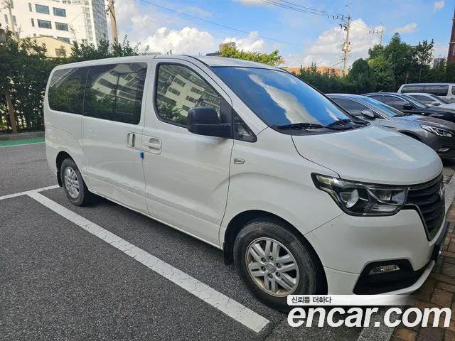 Hyundai Starex 2019 thumb 4