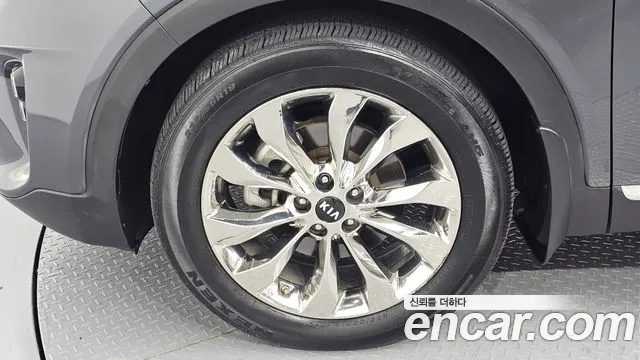 Kia Sorento 2019 thumb 5